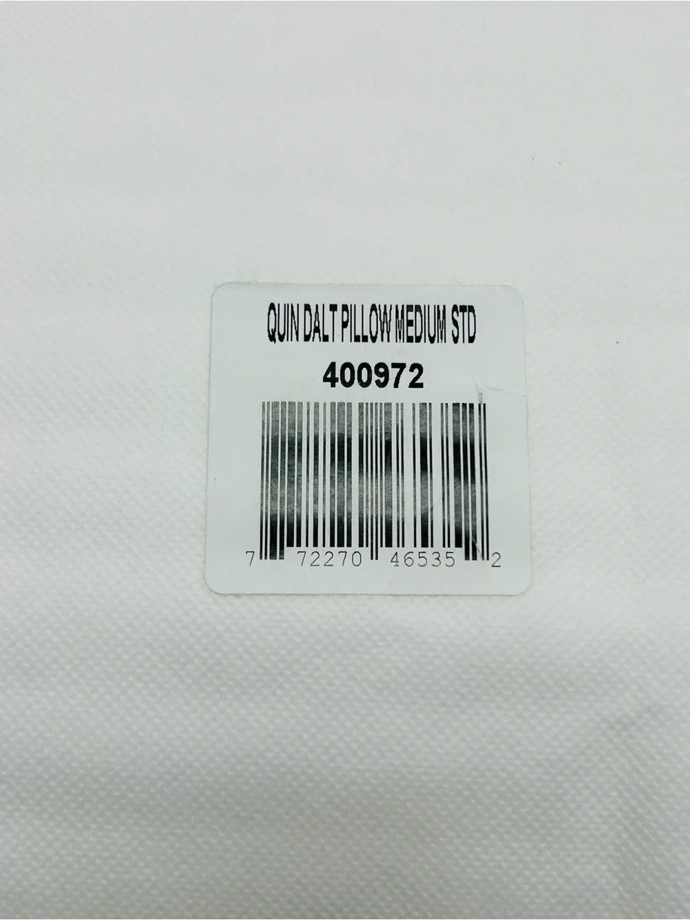QUINCE Premium Down Alternative Pillow Medium Standard 9183